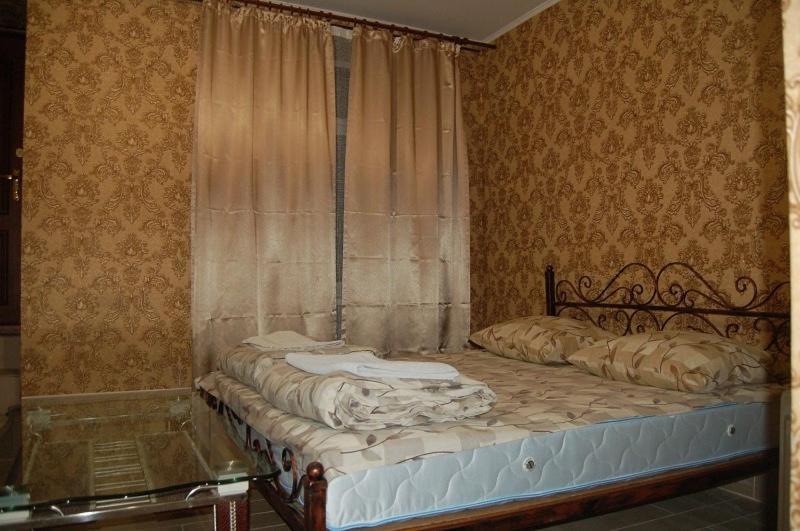 On Stepana Bandery 37 постійне електропостачання Apartment Lviv
